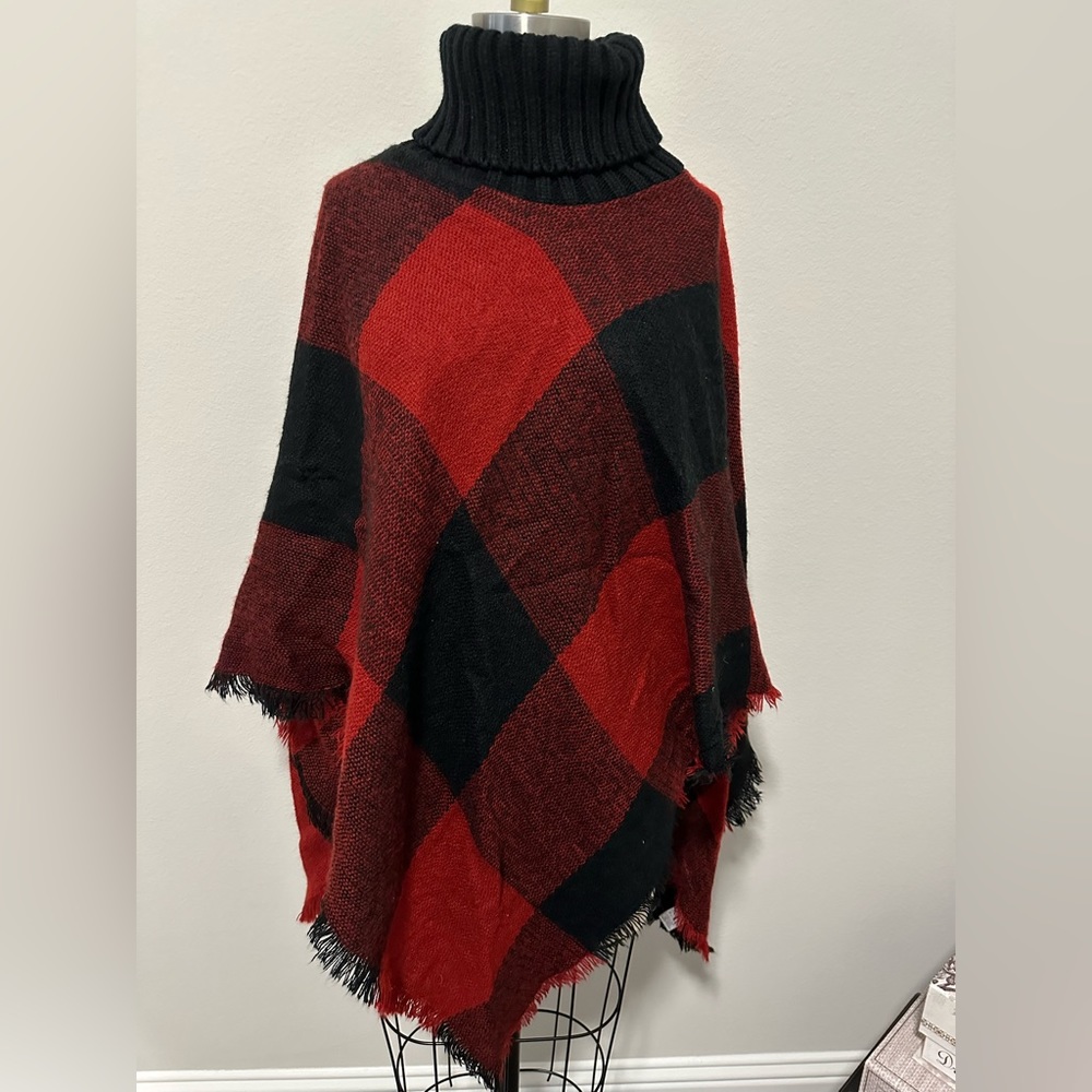 TAHARI Red Plaid Turtleneck Poncho Sweater